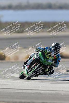 media/Dec-05-2025-CVMA Friday Practice (Fri) [[303bad9a84]]/4-Racer 4-Trackday 1/Session 2 (Turn 14)/
